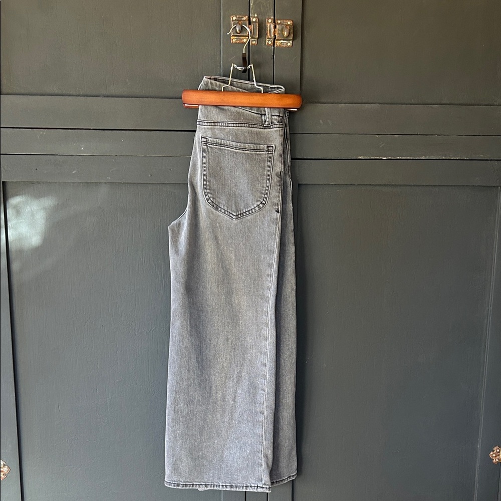 Good American Cropped Jeans